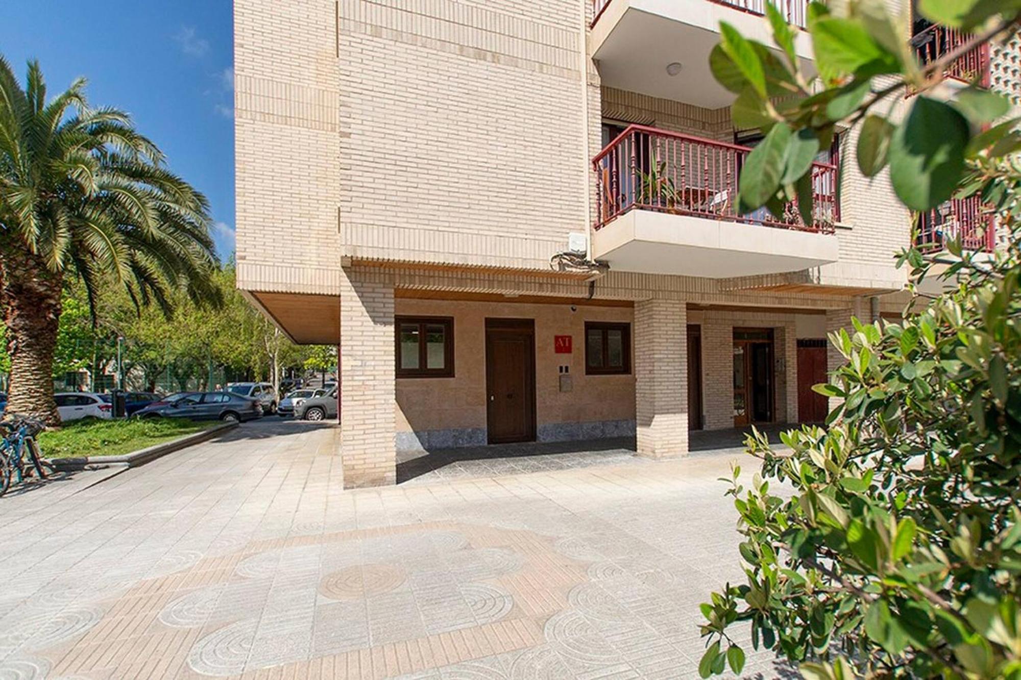 Apartamentos Lurralde Zarautz Esterno foto