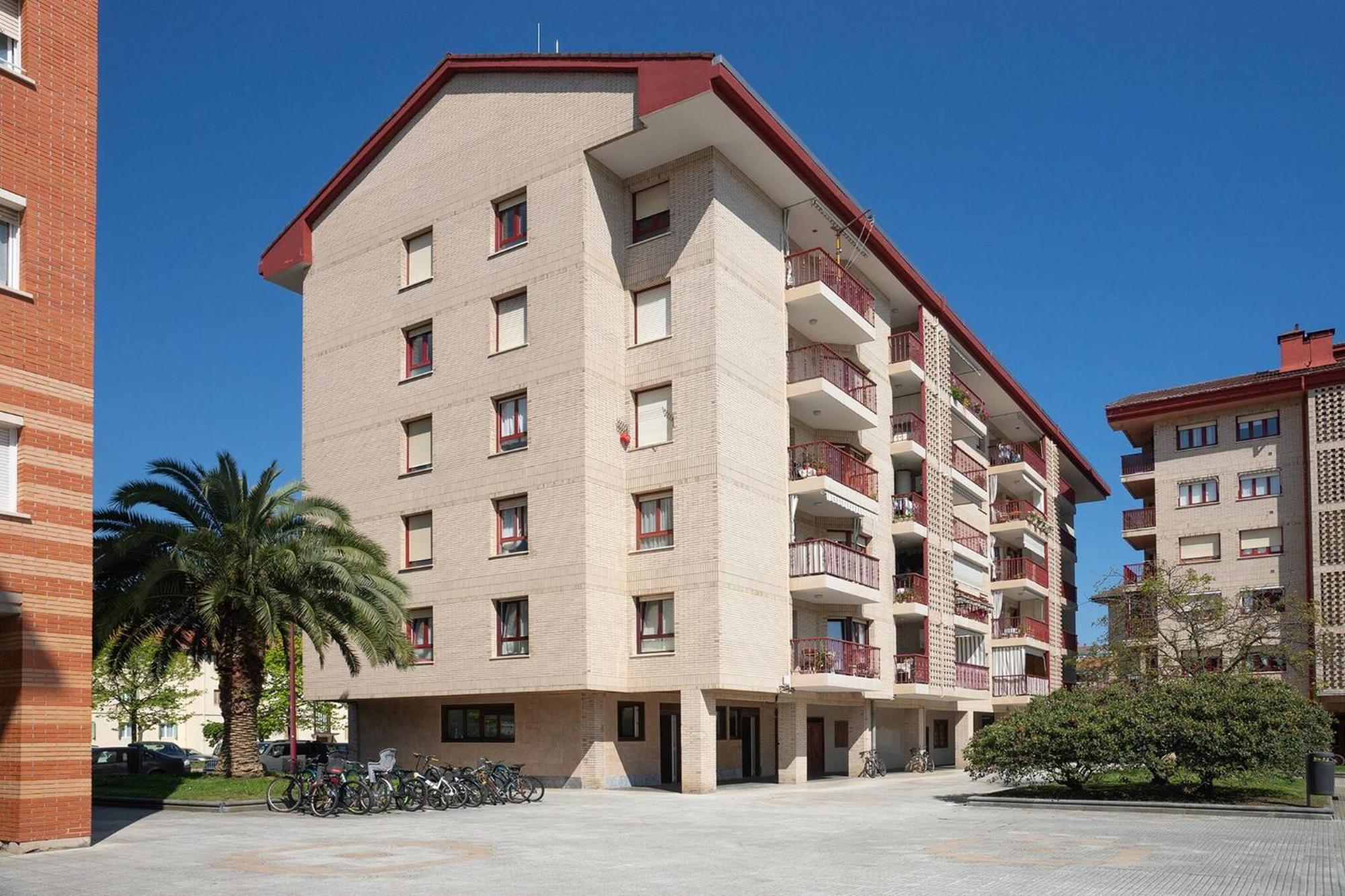 Apartamentos Lurralde Zarautz Esterno foto