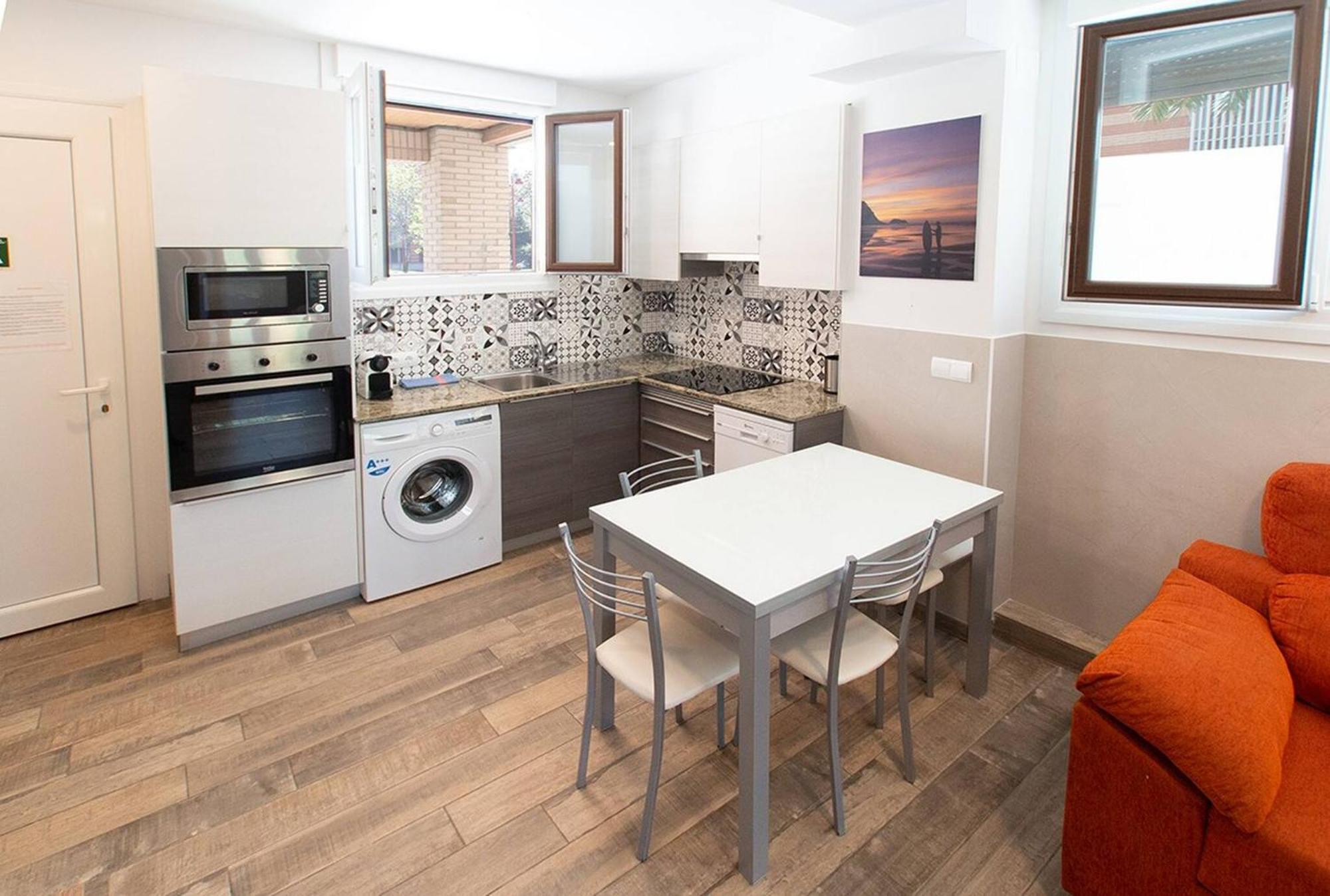 Apartamentos Lurralde Zarautz Esterno foto